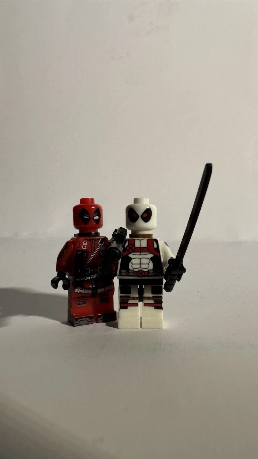 LEGO Deadpool Red And White Minifigure MCU Marvel Super Heroes