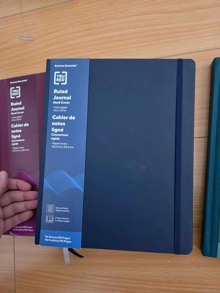 3 tru red notebooks (large) - unused - photo 3