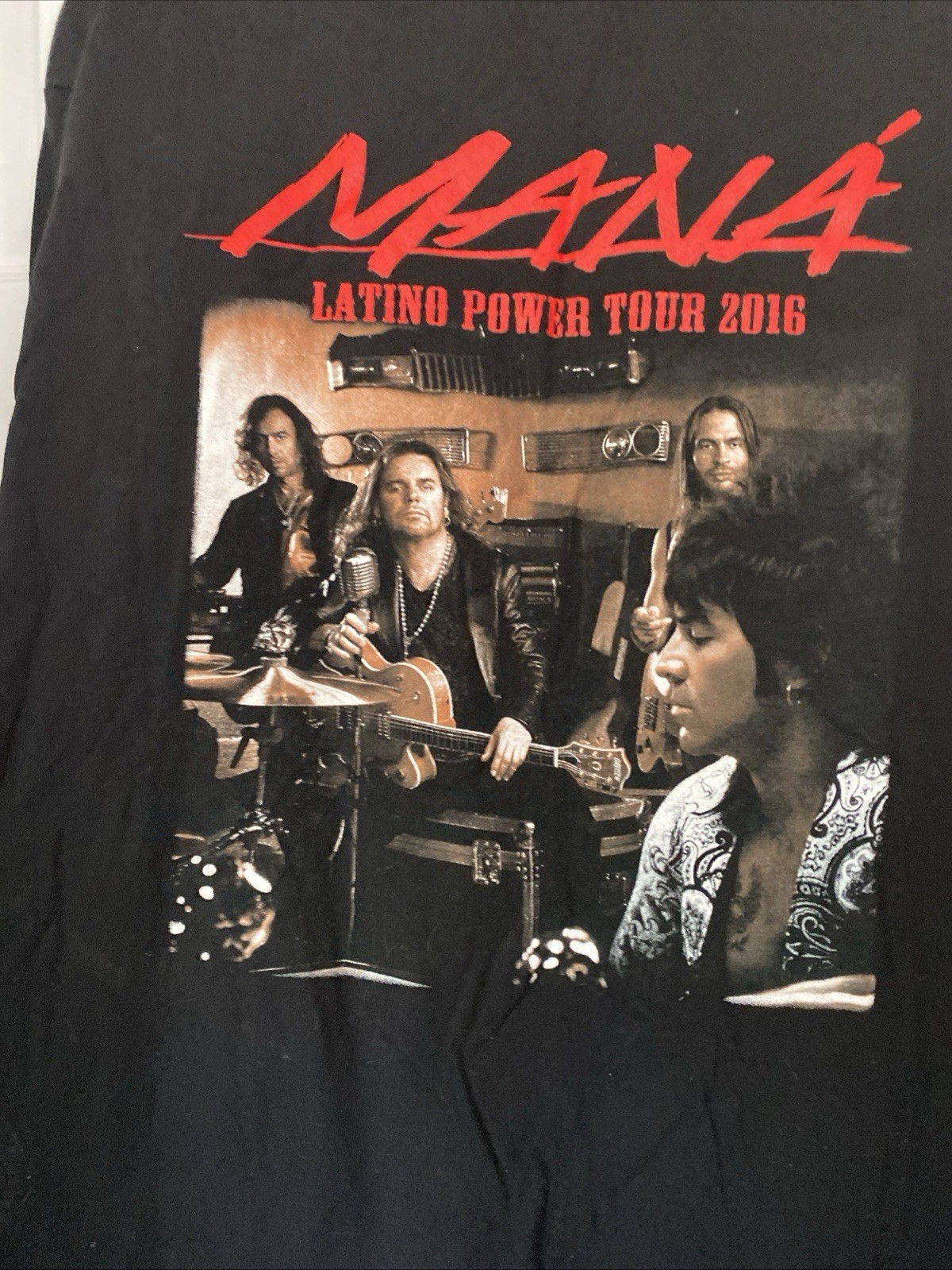 MANA Latino Power Tour 2016 T-shirt Unisex Size L