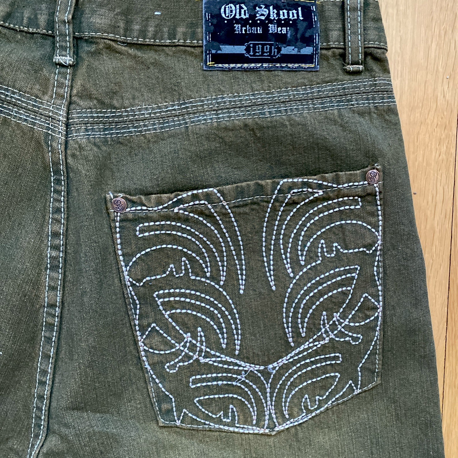 Old Skool Shorts Men 34 Embroidered Y2K Hip Hop Streetwear Vinta - photo 2