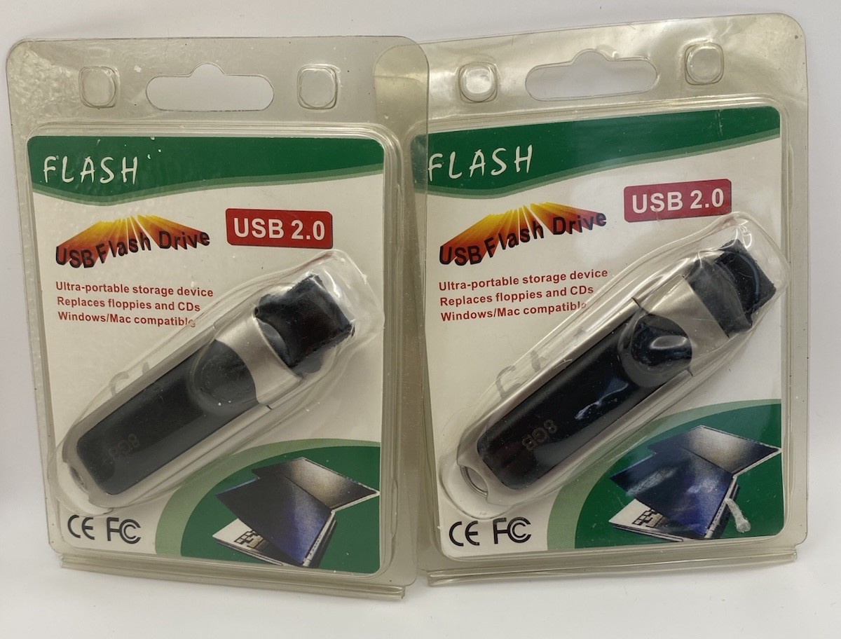 Set Of 2 USB 2.0 FLASH DRIVE 8GB BLACK - NEW
