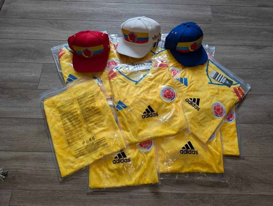 Colombia National Team T-Shirt & Fan Hats - photo 2