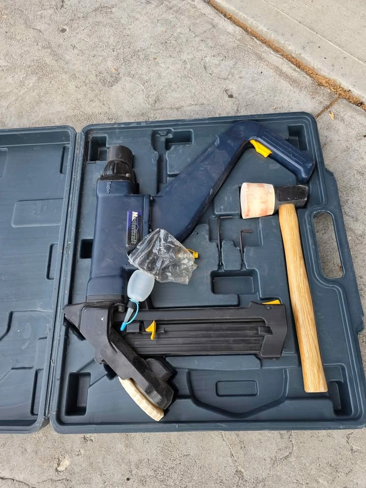 Flooring Nailer