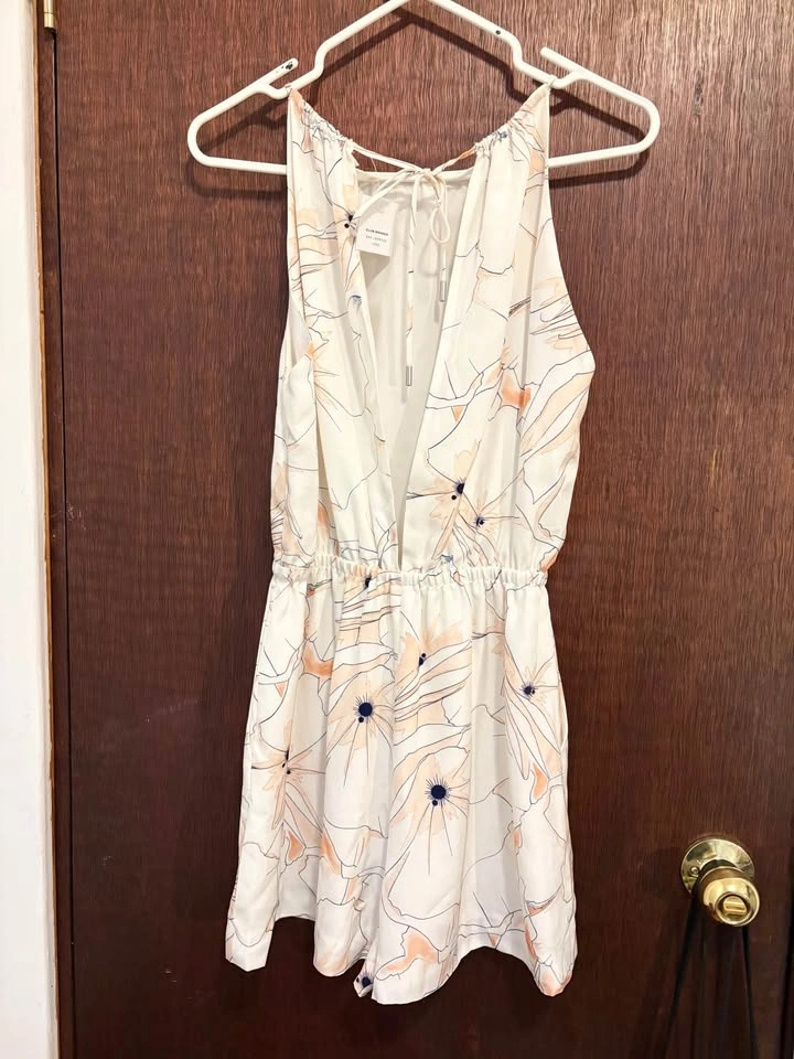 Club Monaco Floral Romper - photo 3