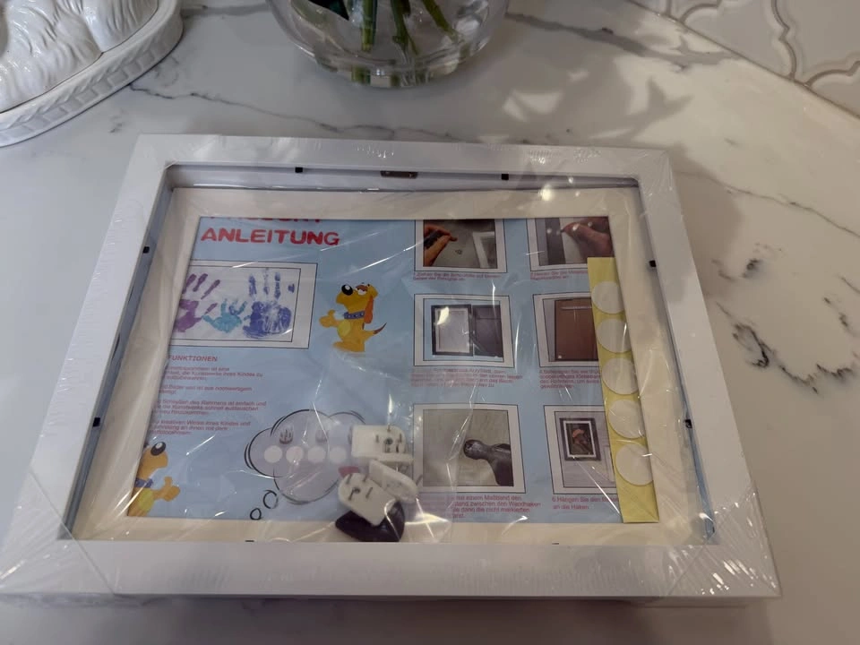 Kids Art Display Frames - 8.5x11 - New (Bulk Available) - photo 2