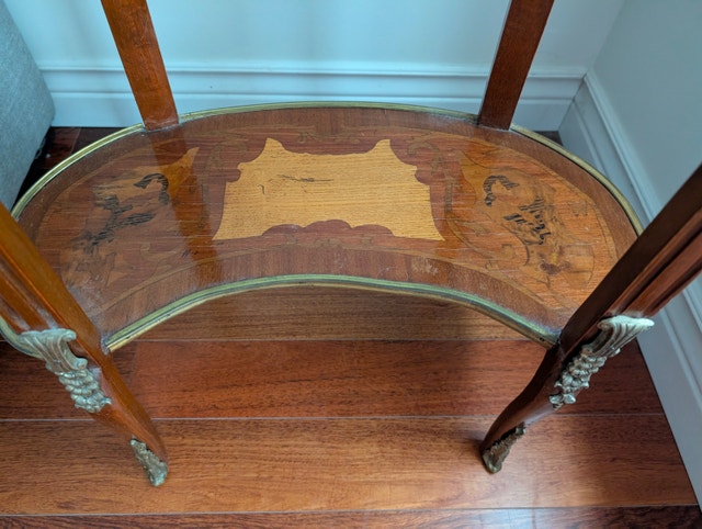 Two-tiered Kidney-Shaped Side Table - photo 2
