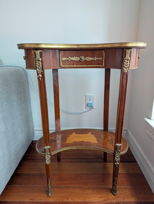 Two-tiered Kidney-Shaped Side Table - photo 5