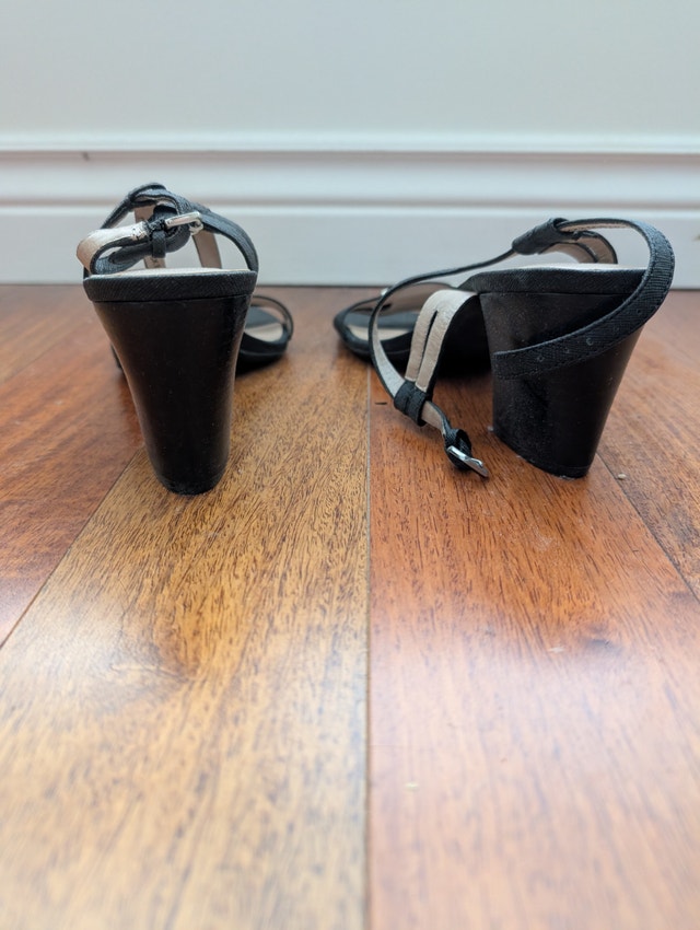DKNY Black Leather Sandals - photo 3