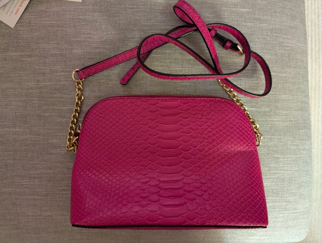 Michael Kors Fushia Crossbody Bag - photo 2