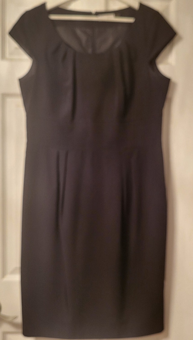 Calvin Klein Black Cap Sleeve Sheath Dress