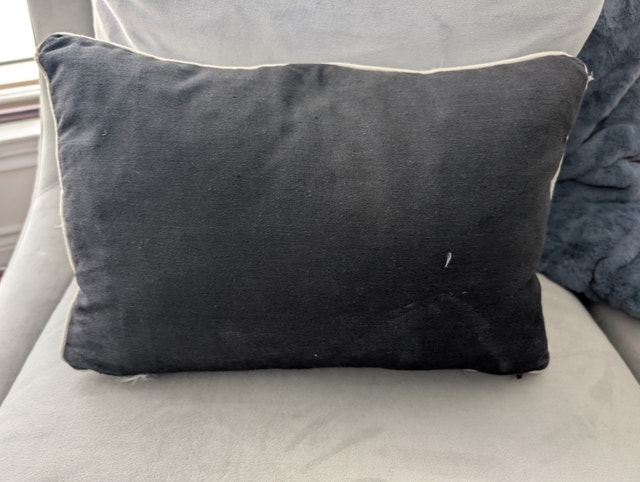 "LOVE" Decorative Pillow - photo 2