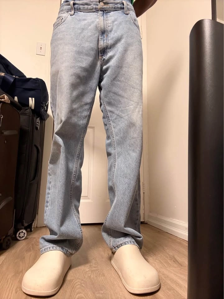 Light Wash Baggy Denim Jeans – Size 38 Waist - photo 5