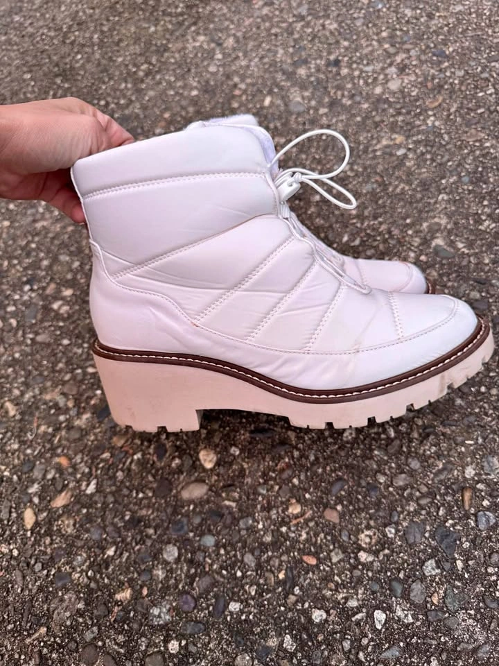 Blondo White Waterproof Platform Boots