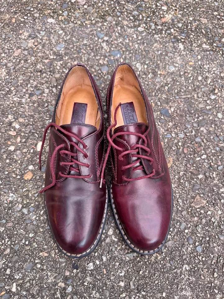 Women’s Lace-up Oxford Shoes