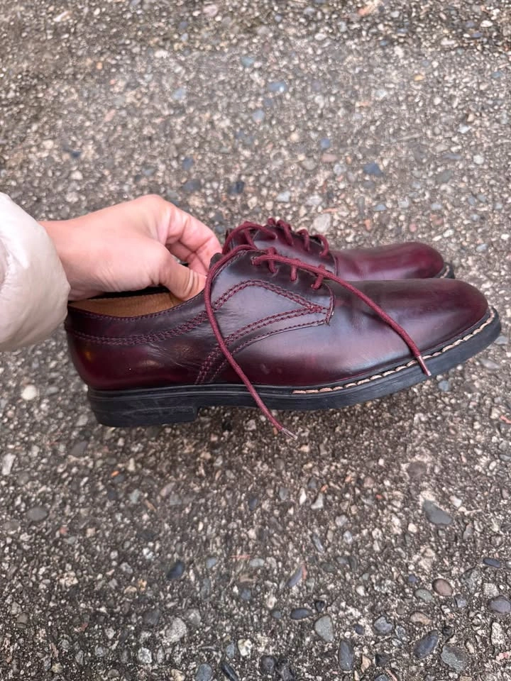 Women’s Lace-up Oxford Shoes - photo 2