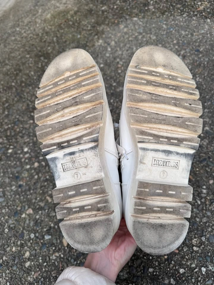 White laced up boots - photo 3