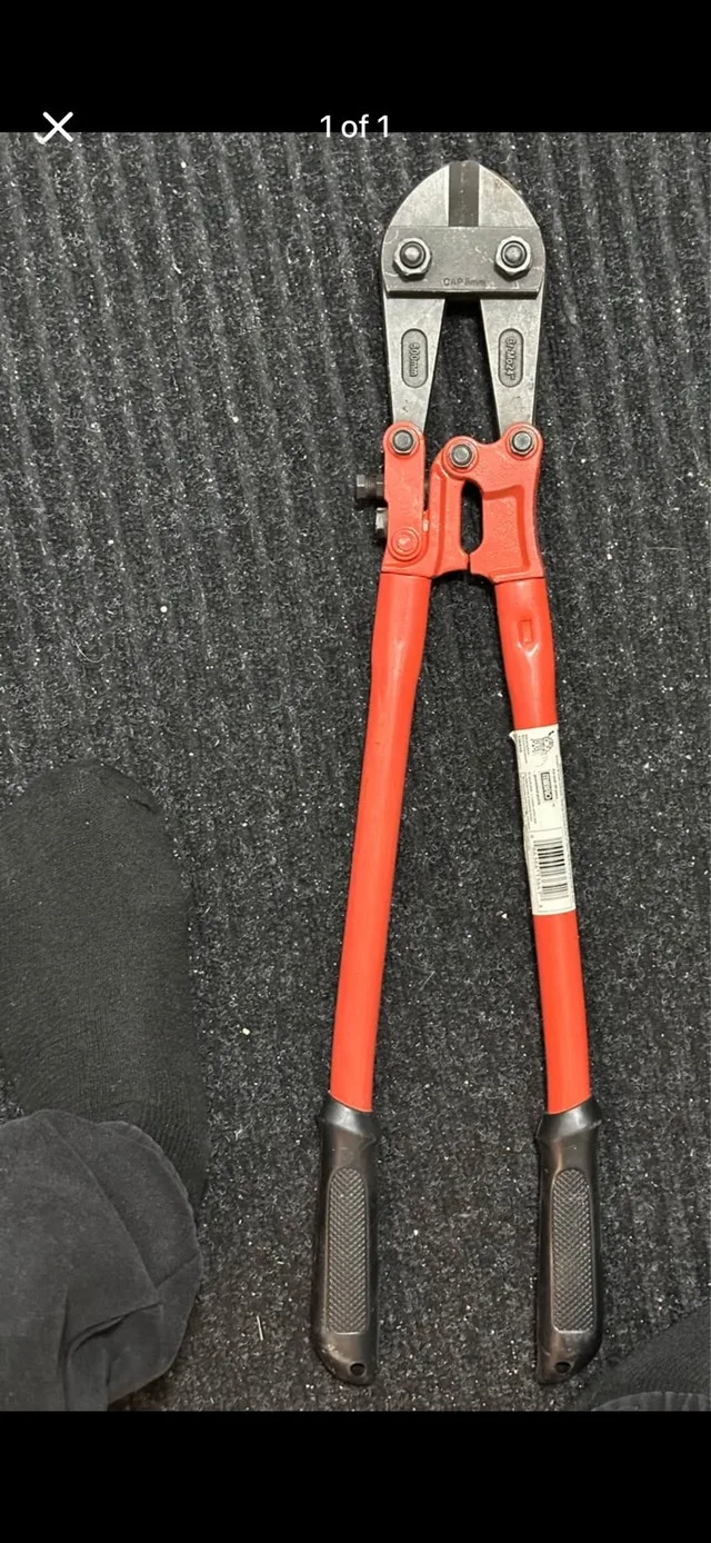24 Inch Cr-Mo Bolt Cutters