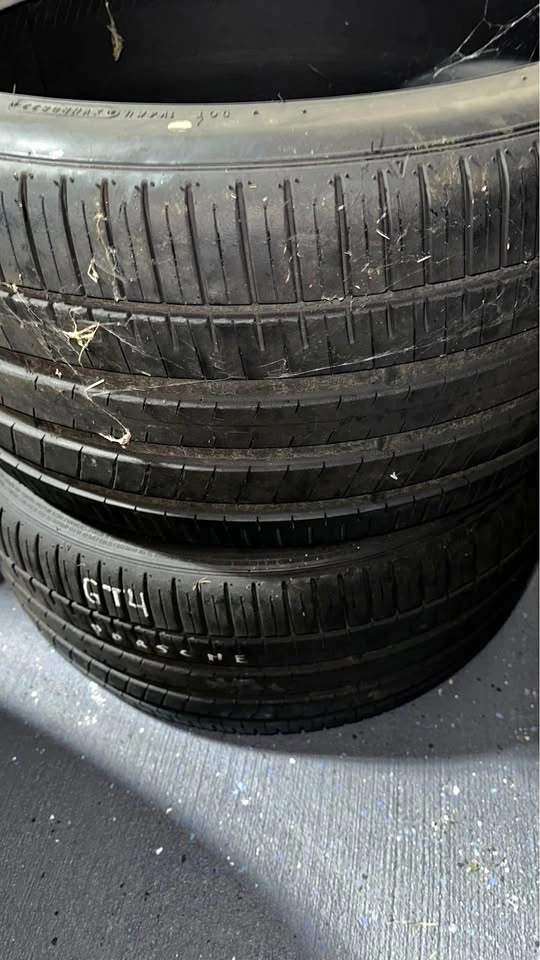 295 35 20 Falken All Season Tires (2 Tires)