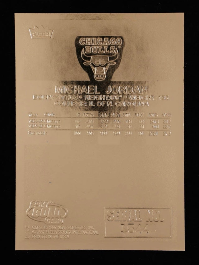 1998 Michael Jordan Fleer gold card - photo 2