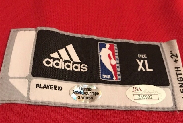 Giannis Antetokounmpo Signed Jersey - photo 2