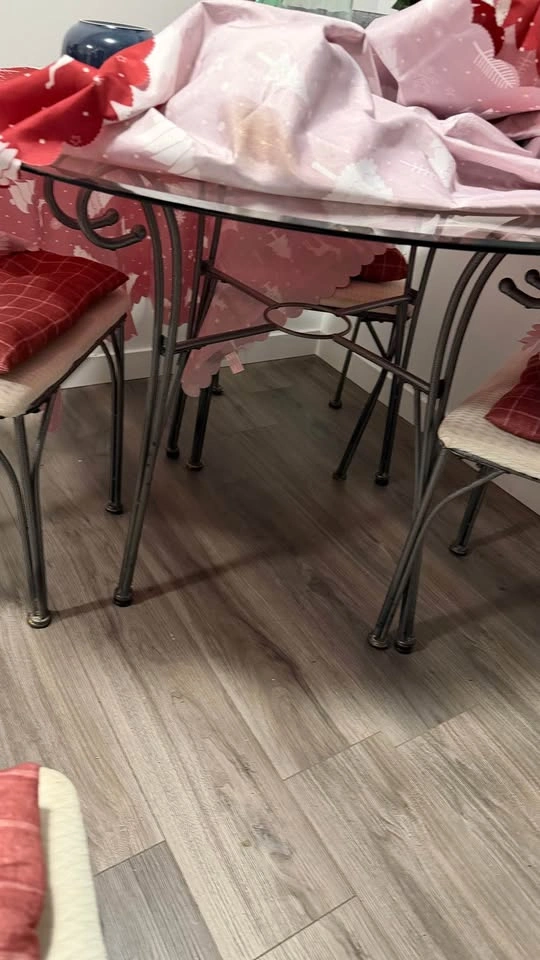 Glass Dining table for 4 persons - photo 4