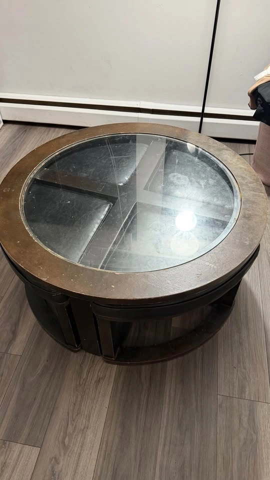 Coffee Table with Stools - photo 2