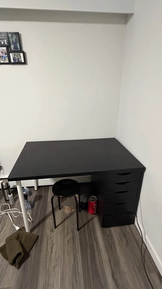 Ikea ALEX Table. Almost New - photo 2