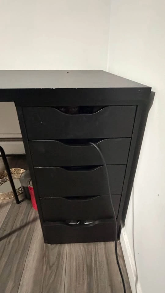Ikea ALEX Table. Almost New - photo 3