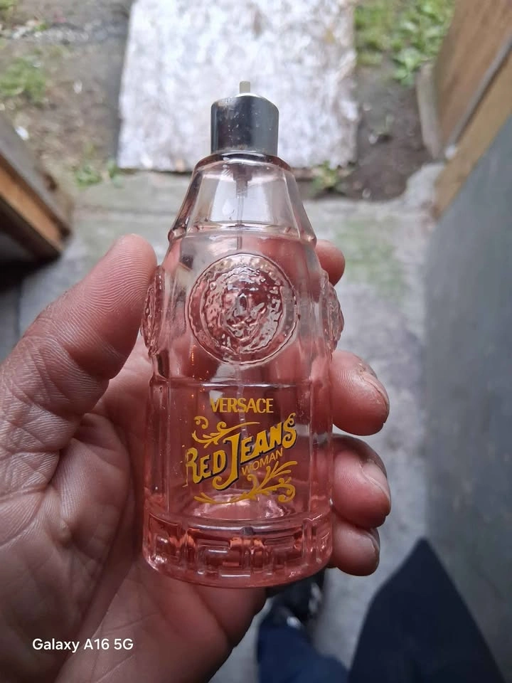 Empty Perfume Bottles - photo 3