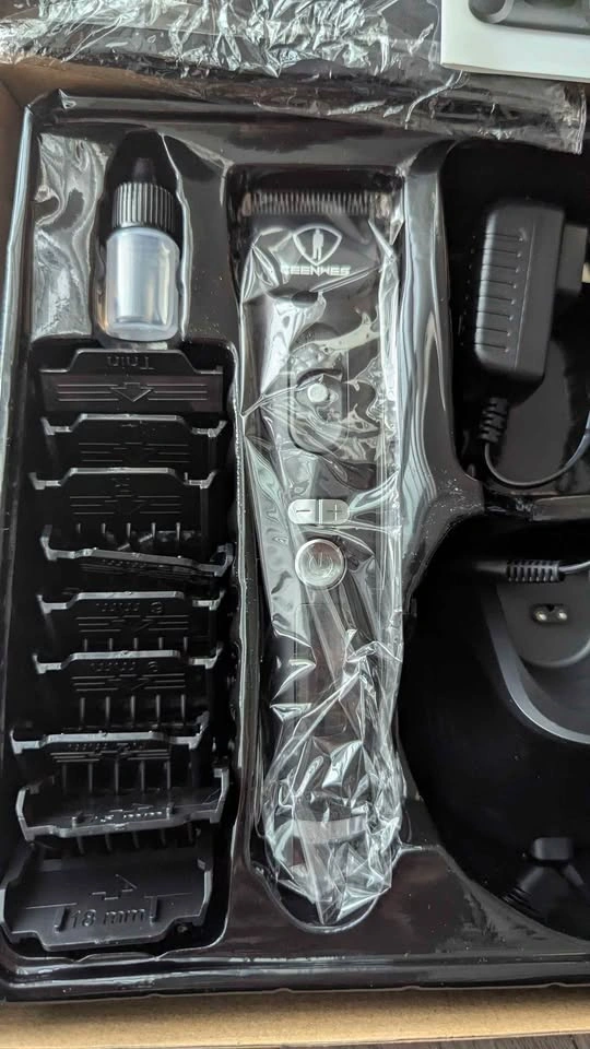 Ceenwes Hair Clipper Kit - photo 3