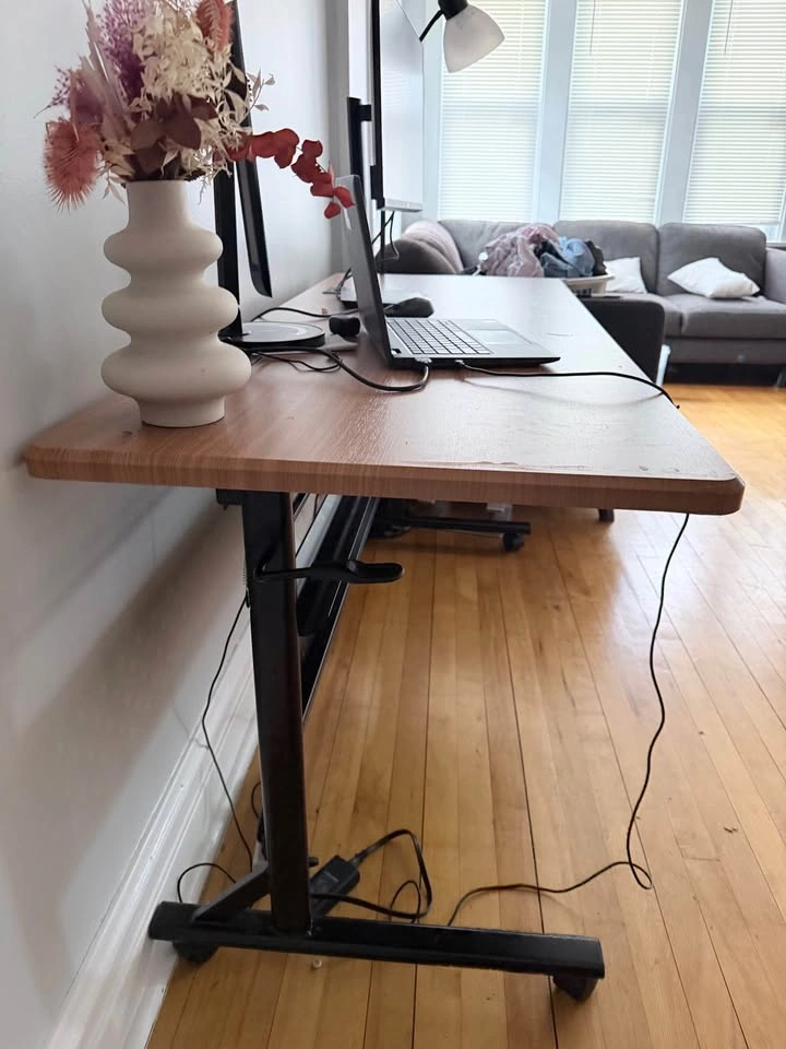 Complete Work from home Setup. table, Chair and screen - photo 2