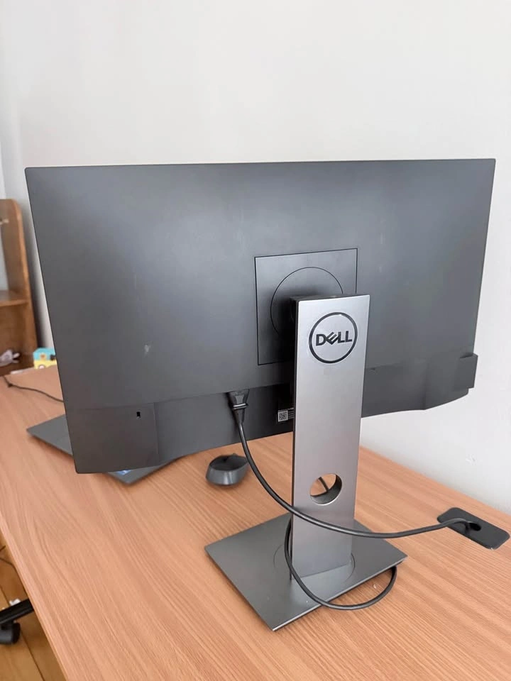 Complete Work from home Setup. table, Chair and screen - photo 5