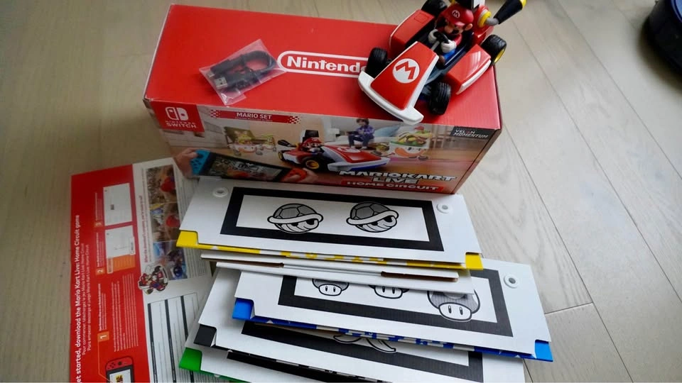 Nintendo Mario Kart Live: Home Circuit - photo 3