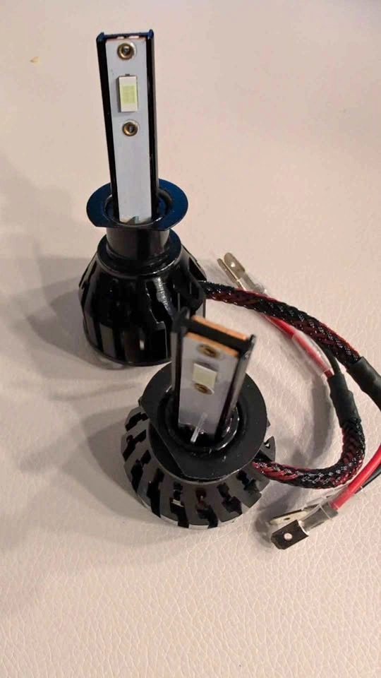 H1 LED Headlight Bulbs - 72W, 8000K