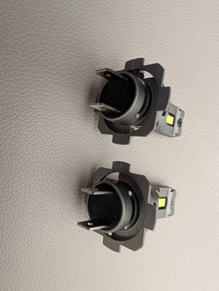 H7 LED Headlight Bulbs - Front Left Position - photo 2