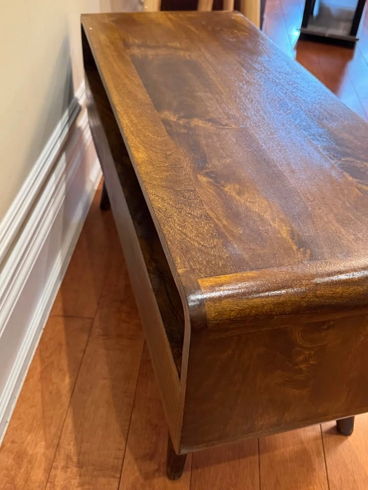 Solid Wood Storage Credenza or TV Stand – Excellent Condition - photo 4