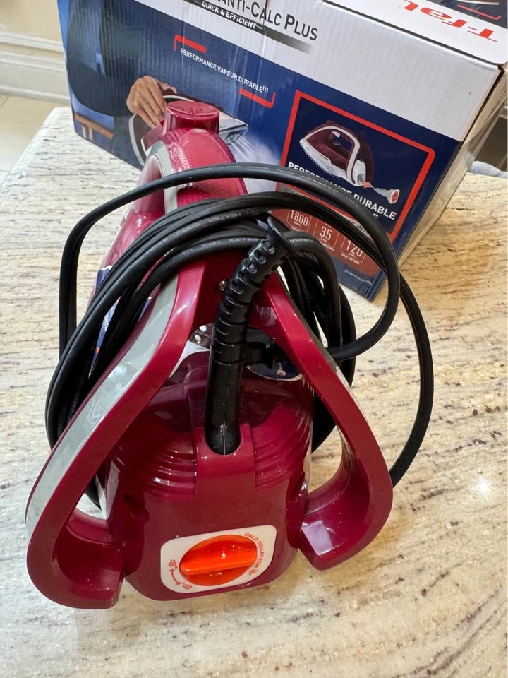 T-Fal Ultraglide Steam Iron - photo 4