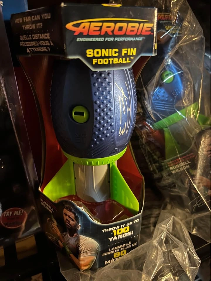 Aerobie Sonic Fin Football, Russel Wilson Foam Toy - photo 2