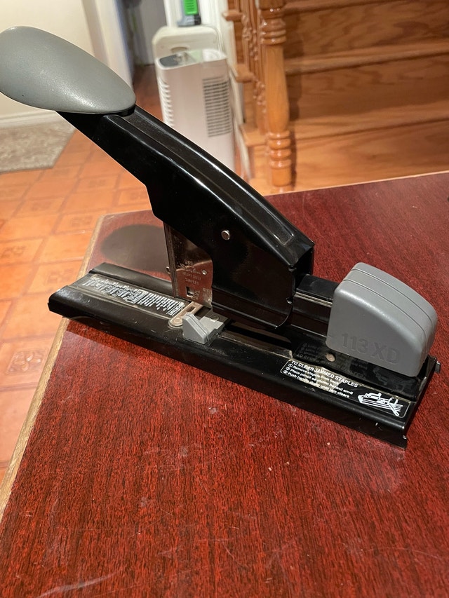 Heavy Duty Stapler