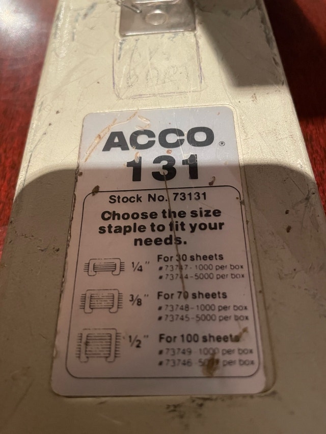 Heavy duty stapler - photo 2