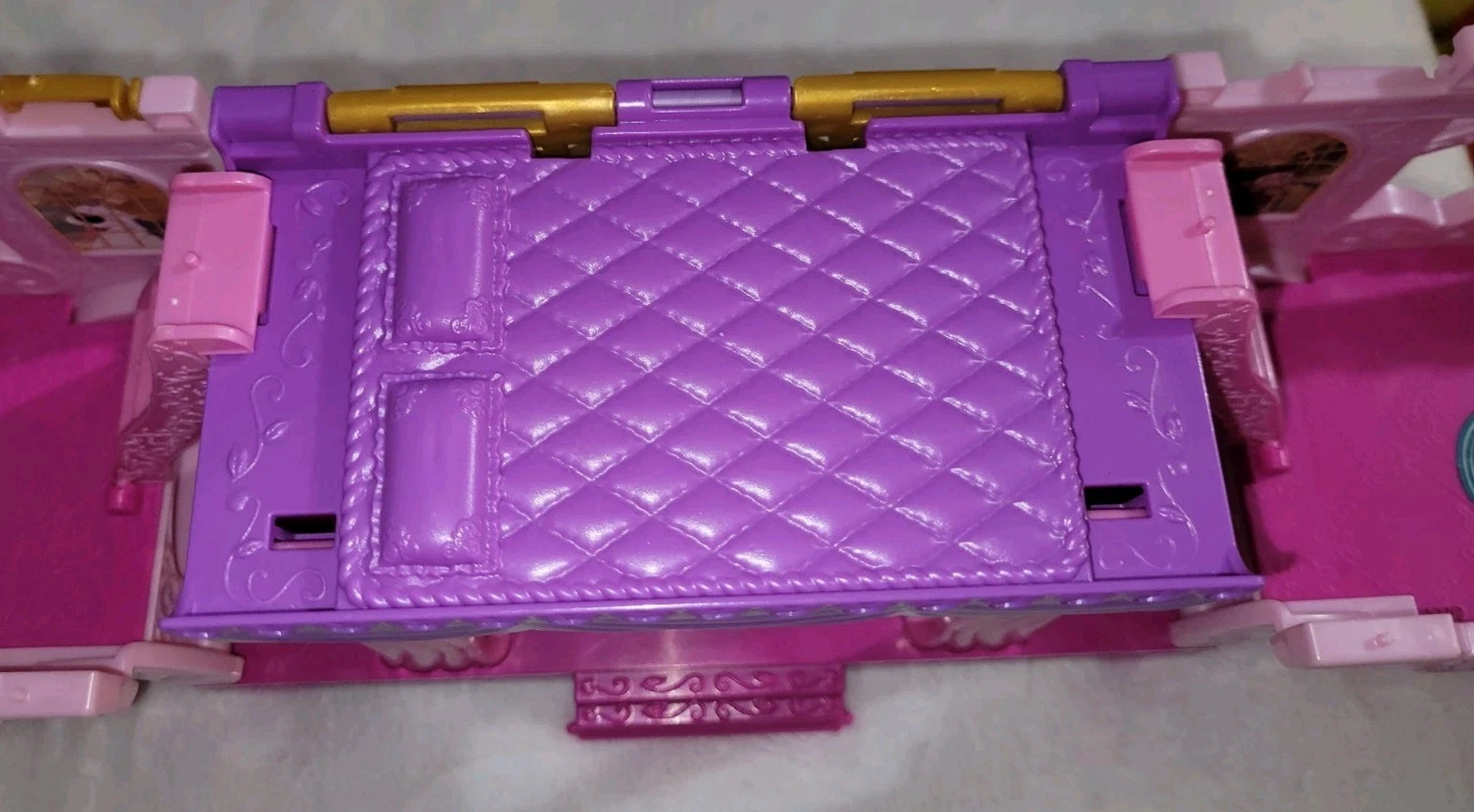 Disney Princess Aurora Carriage To Castle Playset - photo 5