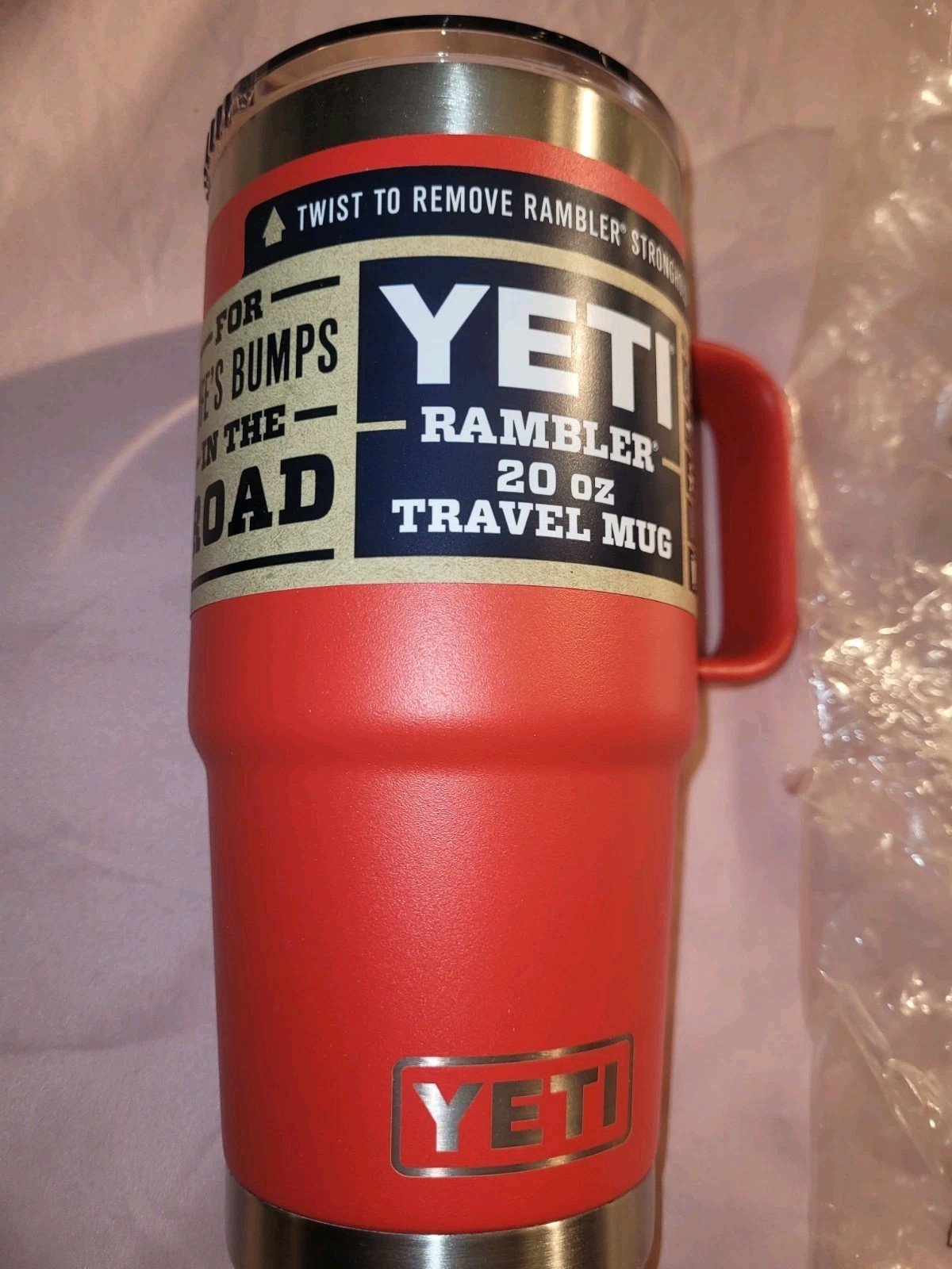 Yeti Rambler 20oz Travel Mug w/Handle | Red | Stronghold Lid. Ne - photo 2