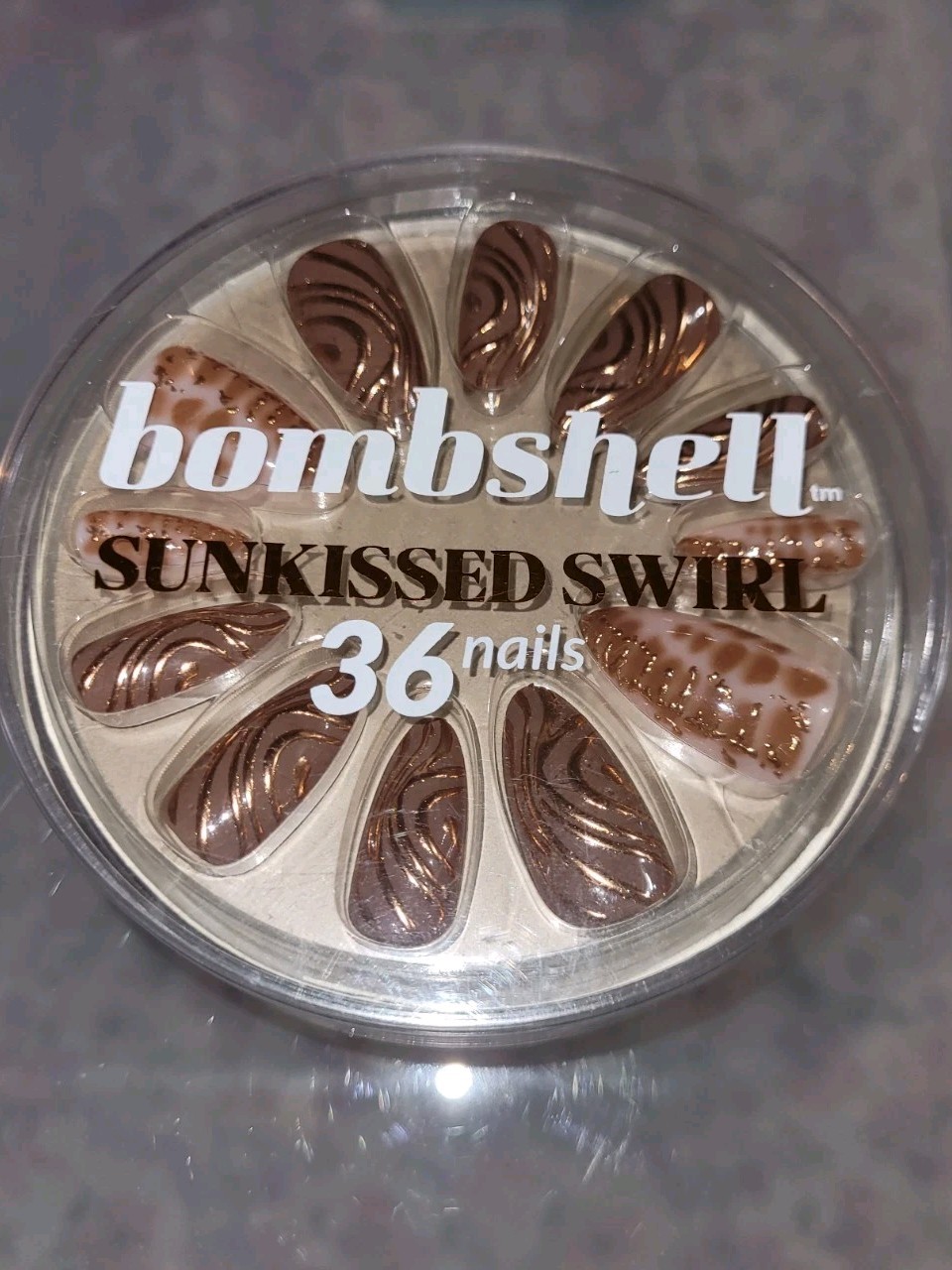 Sunkissed Swirl Nails Glue-on 36 Nails Medium Almond NEW! - photo 2