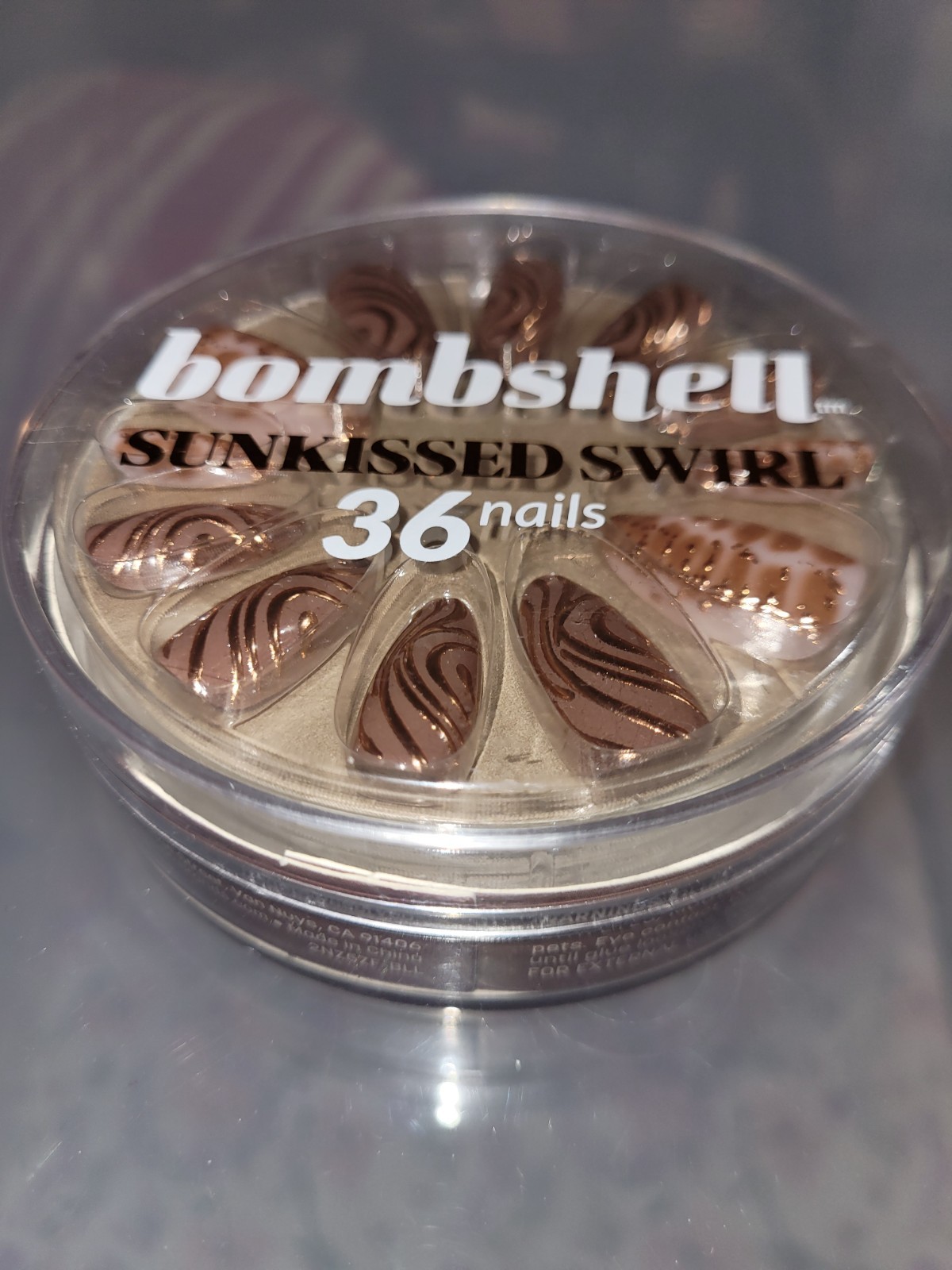 Sunkissed Swirl Nails Glue-on 36 Nails Medium Almond NEW! - photo 3