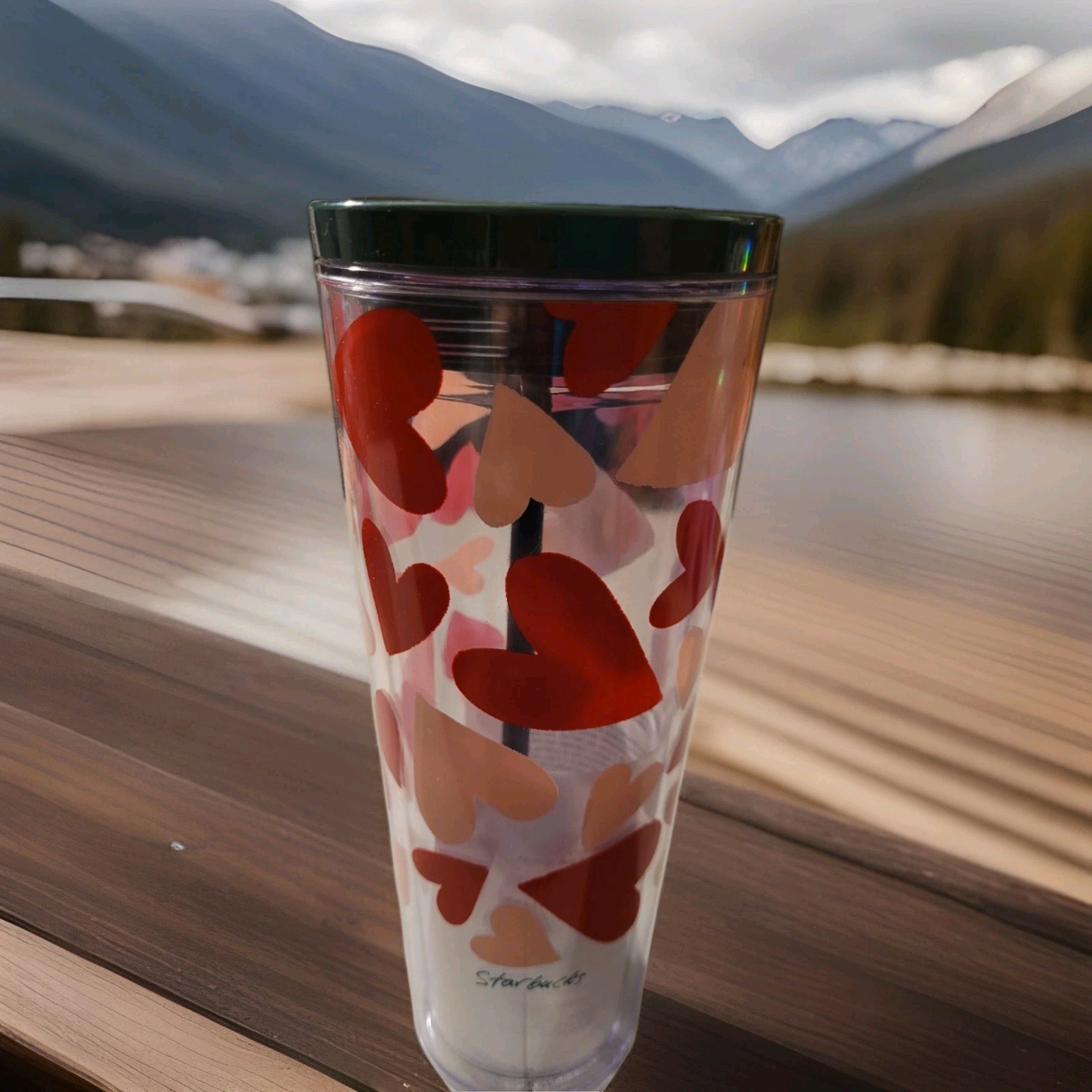 NWT Starbucks 2026 Valentines Day Clear Heart Cold Cup With Stra