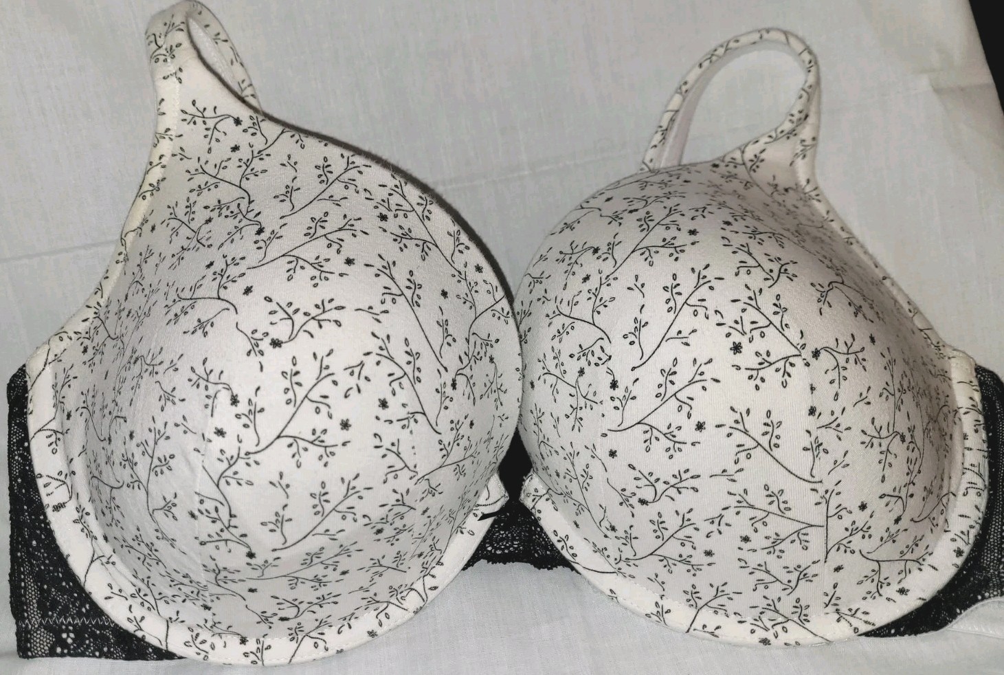 Cacique Boost Cotton Plunge Bra Size 46DD Underwire Full Figure