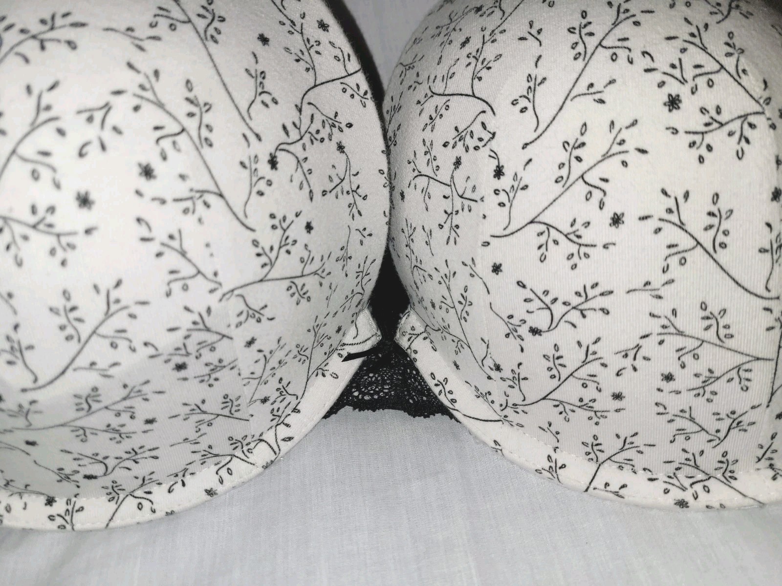 Cacique Boost Cotton Plunge Bra Size 46DD Underwire Full Figure - photo 3