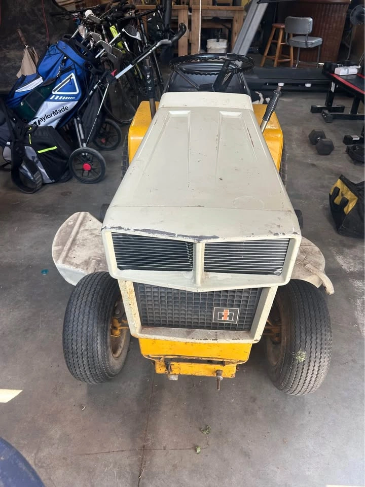 1974 Cub Cadet 128 Lawn Tractor - photo 4