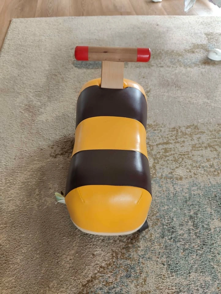 Bumble Bee Toy Ride On - photo 2