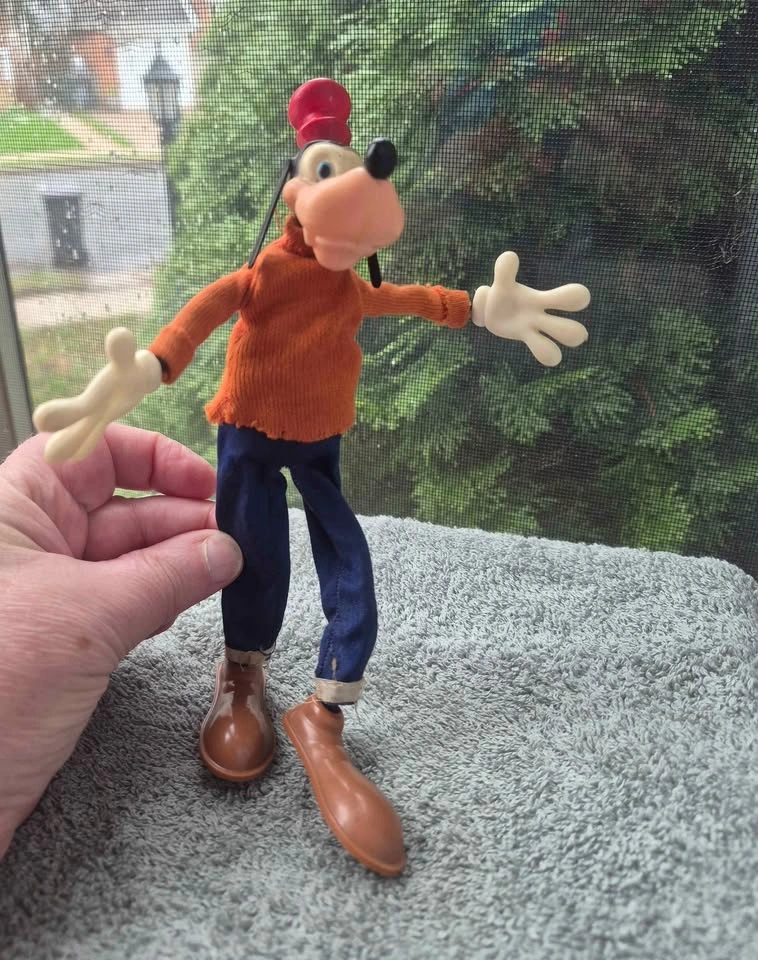Vintage 1960s Bendable Marx Toys Goofy - photo 3